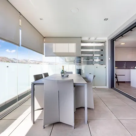 Cala Serena - 3-bedroom Modern Situated In La Cala De Mijas