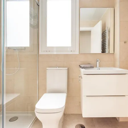 Cala Serena - 3-bedroom Modern Situated In
