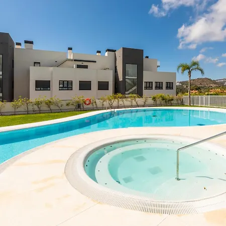 Cala Serena - 3-bedroom Modern Situated In *